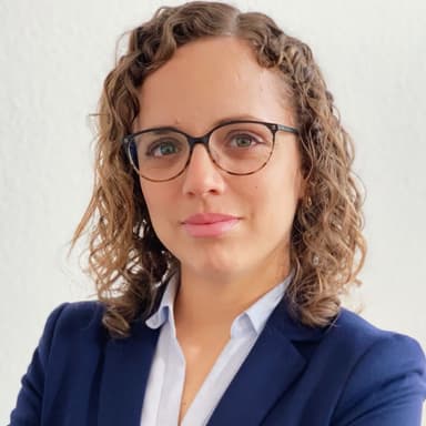 Dr. Flávia De Souza Mendes